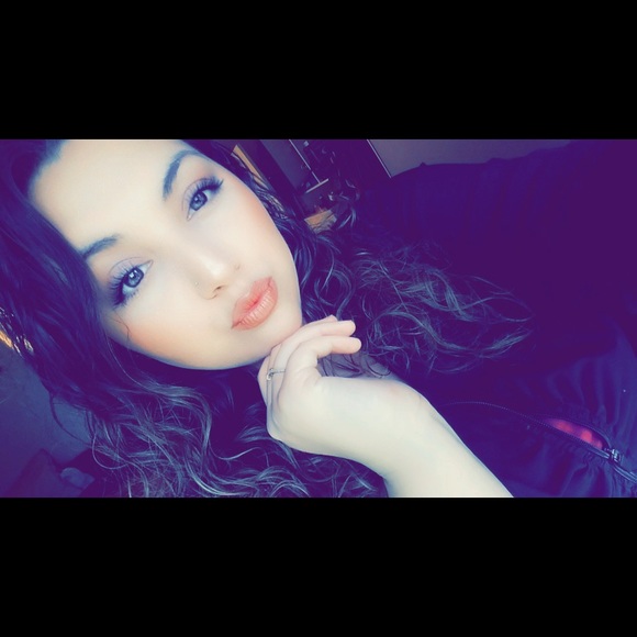 Meet the Posher Other - Meet your Posher, Mariah